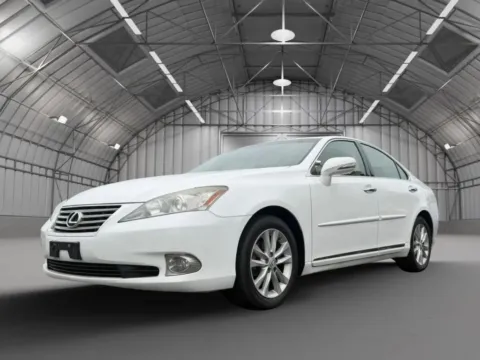 Photos of 2011 Lexus ES 350 Sedan 4D for sale in Pottstown, PA at Reliable Car Connection