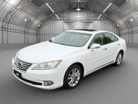 Another view of 2011 Lexus ES 350 Sedan 4D for sale in Pottstown, PA at Reliable Car Connection
