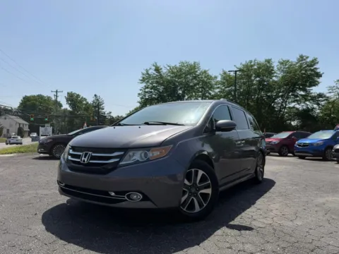 Gray 2015 Honda Odyssey Touring Minivan 4D for sale in Pottstown, PA