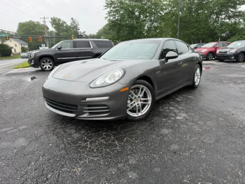 Photos of 2015 Porsche Panamera 4 Sedan 4D for sale in Pottstown, PA at Reliable Car Connection