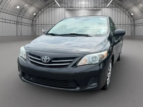 More photos of 2013 Toyota Corolla LE Sedan 4D at Reliable Car Connection, PA