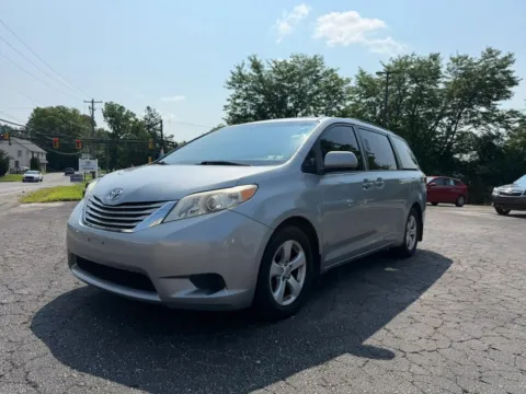 Photos of 2015 Toyota Sienna LE Minivan 4D for sale in Pottstown, PA at Reliable Car Connection