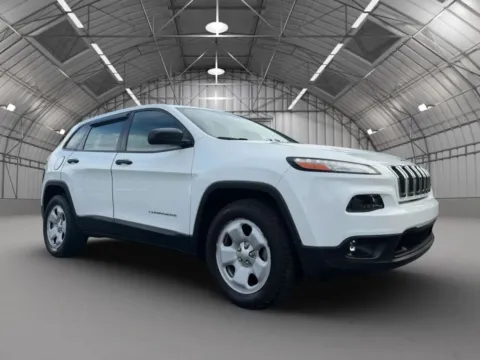 White 2014 Jeep Cherokee Sport SUV 4D for sale in Pottstown, PA