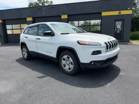 Photos of 2014 Jeep Cherokee Sport SUV 4D for sale in Pottstown, PA at Reliable Car Connection