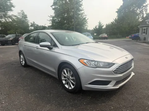 More photos of 2017 Ford Fusion SE Sedan 4D at Reliable Car Connection, PA