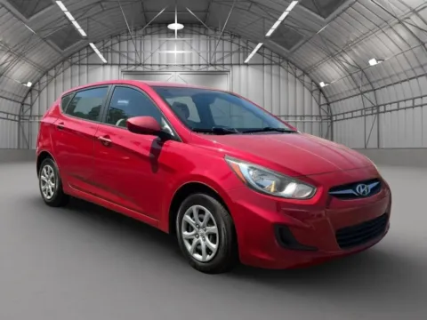 Photos of 2013 Hyundai Accent GS Hatchback 4D for sale in Pottstown, PA at Reliable Car Connection