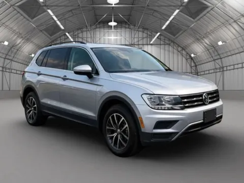 Silver 2019 Volkswagen Tiguan 2.0T SE 4MOTION Sport Utility 4D for sale in Pottstown, PA
