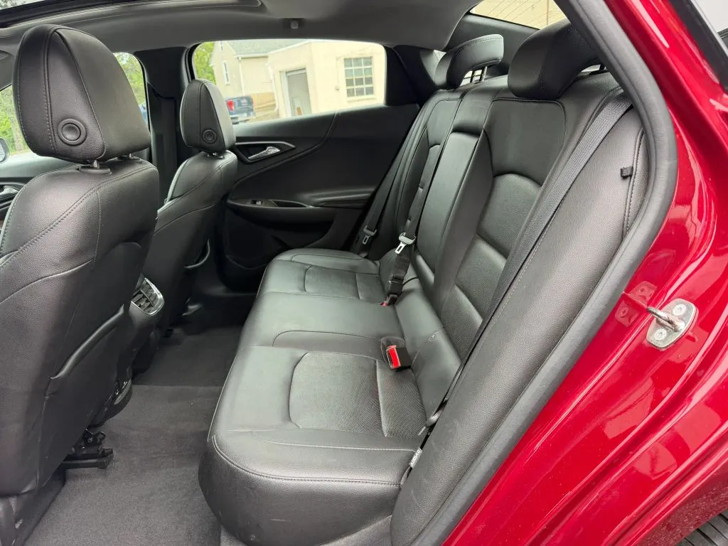 2018 Chevrolet Malibu Premier - Photo 31