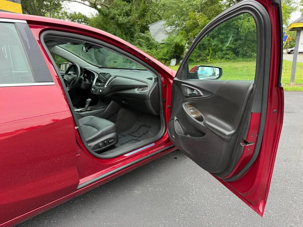 2018 Chevrolet Malibu Premier - Photo 39