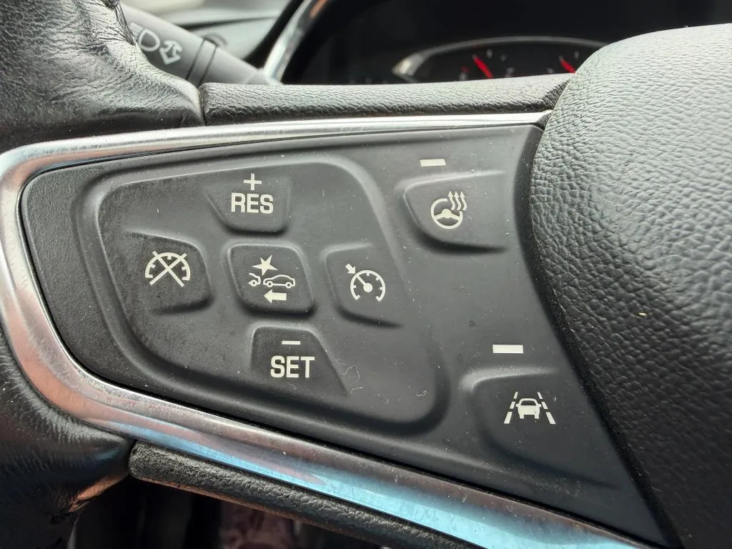2018 Chevrolet Malibu Premier - Photo 46