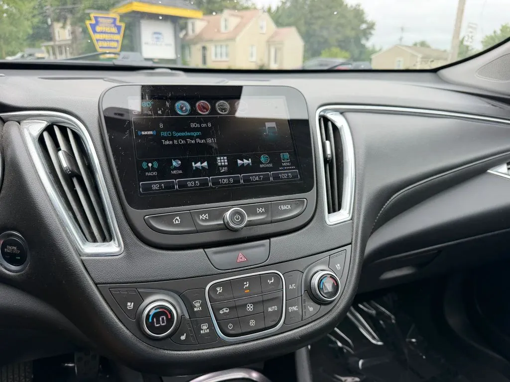 2018 Chevrolet Malibu Premier - Photo 42