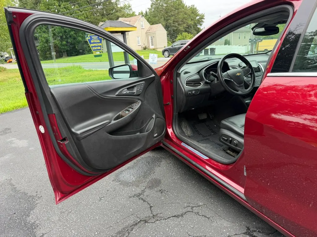 2018 Chevrolet Malibu Premier - Photo 23