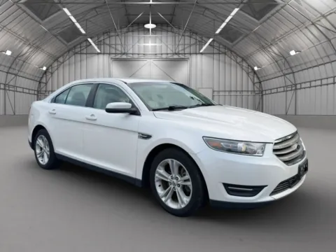 White 2016 Ford Taurus SEL Sedan 4D for sale in Pottstown, PA