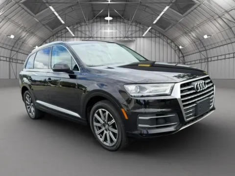 Photos of 2018 Audi Q7 3.0T Premium Plus Sport Utility 4D for sale in Pottstown, PA at Reliable Car Connection
