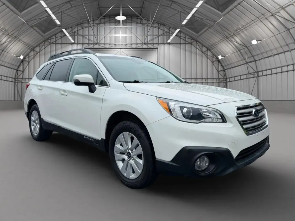 2016 Subaru Outback 2.5i Premium Wagon 4D