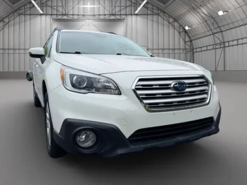 Photos of 2016 Subaru Outback 2.5i Premium Wagon 4D for sale in Pottstown, PA at Reliable Car Connection