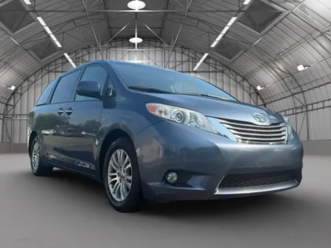 Photos of 2016 Toyota Sienna XLE Minivan 4D for sale in Pottstown, PA at Reliable Car Connection