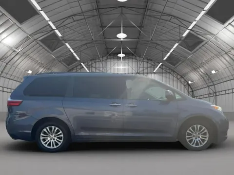 More photos of 2016 Toyota Sienna XLE Minivan 4D at Reliable Car Connection, PA