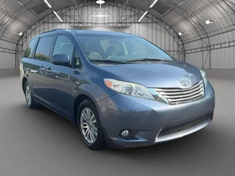 Blue 2016 Toyota Sienna XLE Minivan 4D for sale in Pottstown, PA