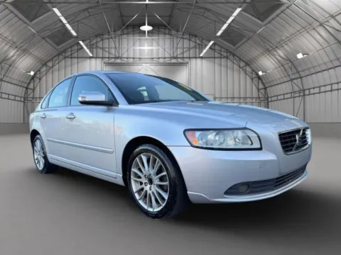 Another view of 2010 Volvo S40 2.4i Sedan 4D for sale in Pottstown, PA at Reliable Car Connection