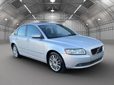 Silver 2010 Volvo S40 2.4i Sedan 4D for sale in Pottstown, PA