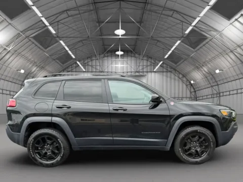 More photos of 2022 Jeep Cherokee TrailHawk Sport Utility 4D at Reliable Car Connection, PA