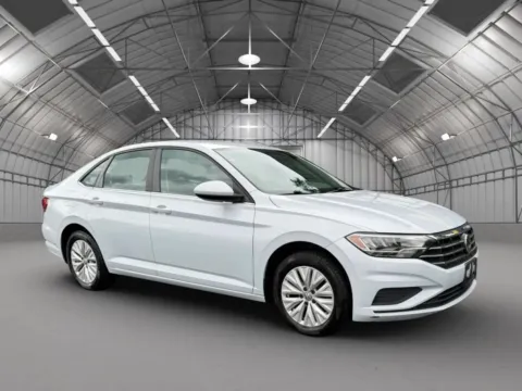 More photos of 2019 Volkswagen Jetta 1.4T S Sedan 4D at Reliable Car Connection, PA