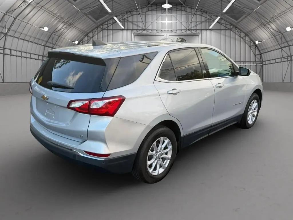 2019 Chevrolet Equinox LT - Photo 9