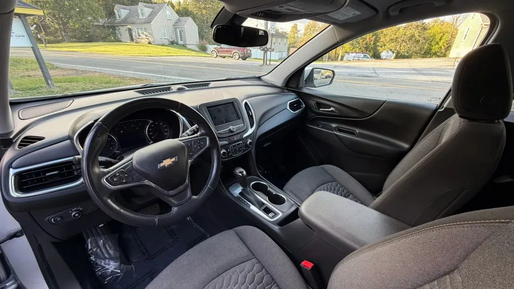 2019 Chevrolet Equinox LT - Photo 29