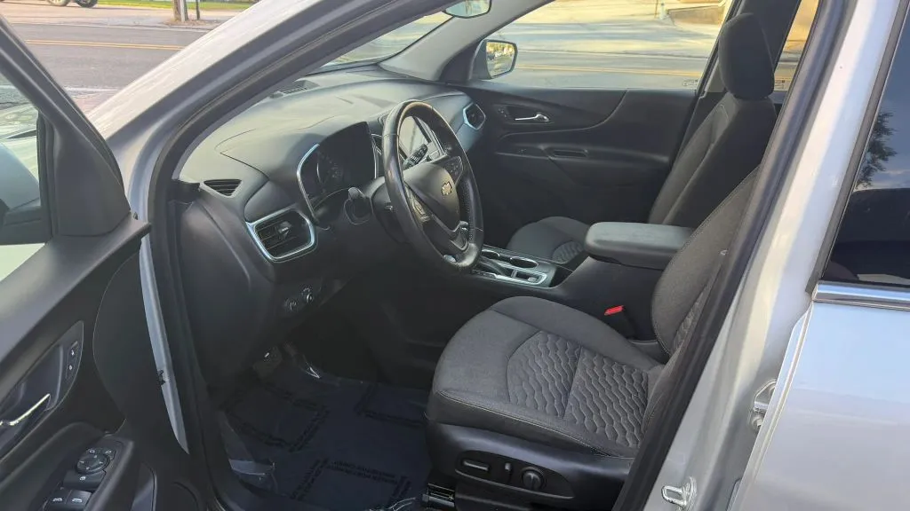 2019 Chevrolet Equinox LT - Photo 27