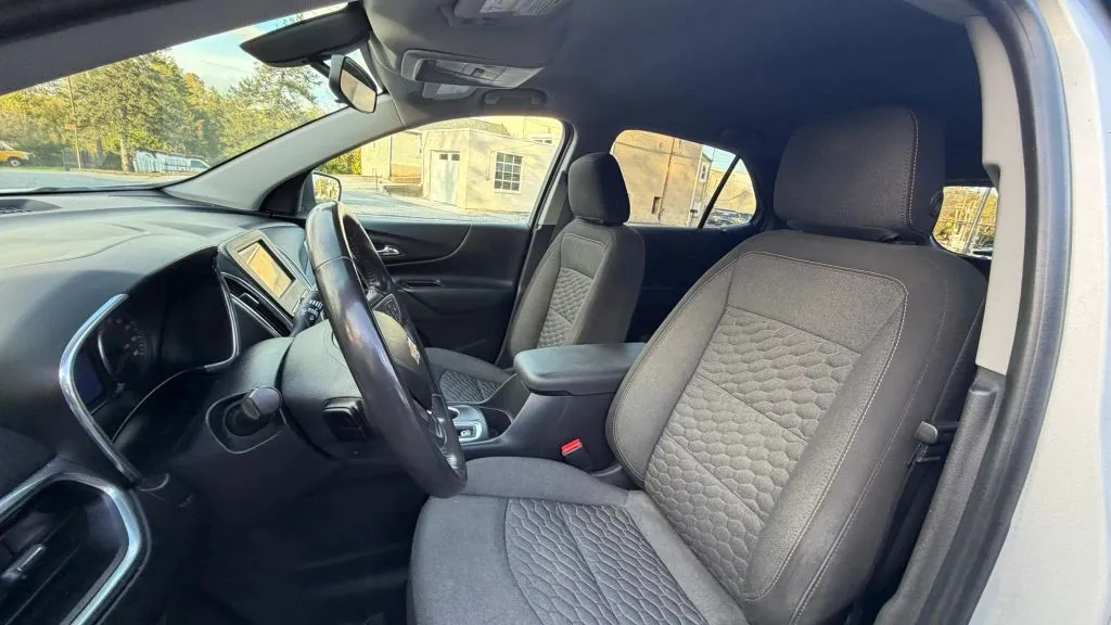 2019 Chevrolet Equinox LT - Photo 28
