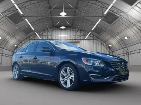 Photos of 2015 Volvo V60 T5 Platinum Wagon 4D (2015.5) for sale in Pottstown, PA at Reliable Car Connection