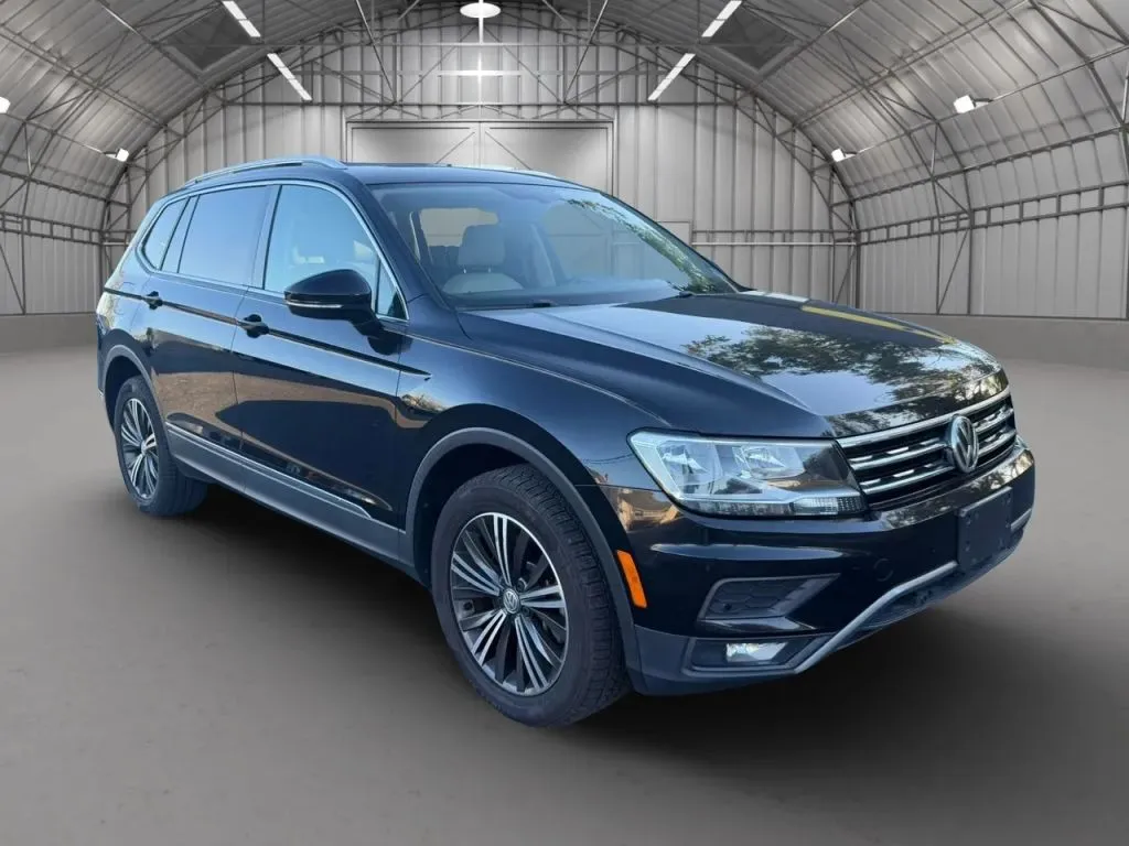 Black 2019 Volkswagen Tiguan 2.0T SEL 4MOTION Sport Utility 4D for sale in Pottstown, PA
