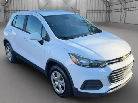Photos of 2017 Chevrolet Trax LS Sport Utility 4D for sale in Pottstown, PA at Reliable Car Connection