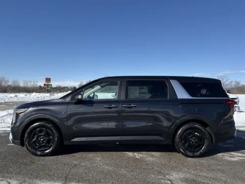 More photos of 2026 Kia Carnival LXS at Graff Kia of Chesterton, IN