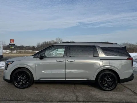 More photos of 2026 Kia Carnival Hybrid SX Prestige at Graff Kia of Chesterton, IN