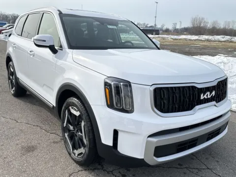 Photos of 2025 Kia Telluride EX for sale in Burns Harbor, IN at Graff Kia of Chesterton