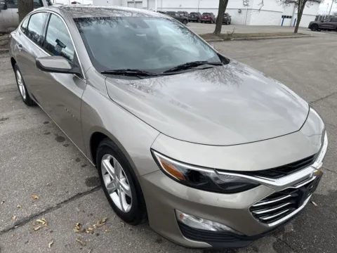 Photos of 2023 Chevrolet Malibu LT for sale in Burns Harbor, IN at Graff Kia of Chesterton