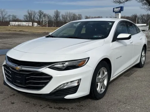 More photos of 2023 Chevrolet Malibu LT at Graff Kia of Chesterton, IN