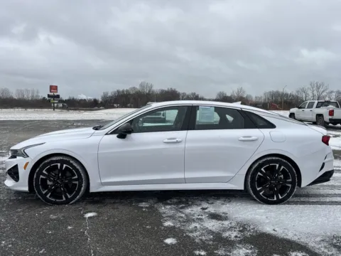 More photos of 2022 Kia K5 GT-Line at Graff Kia of Chesterton, IN