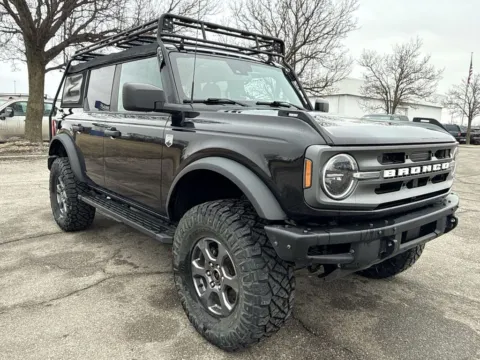 Photos of 2022 Ford Bronco Big Bend for sale in Burns Harbor, IN at Graff Kia of Chesterton