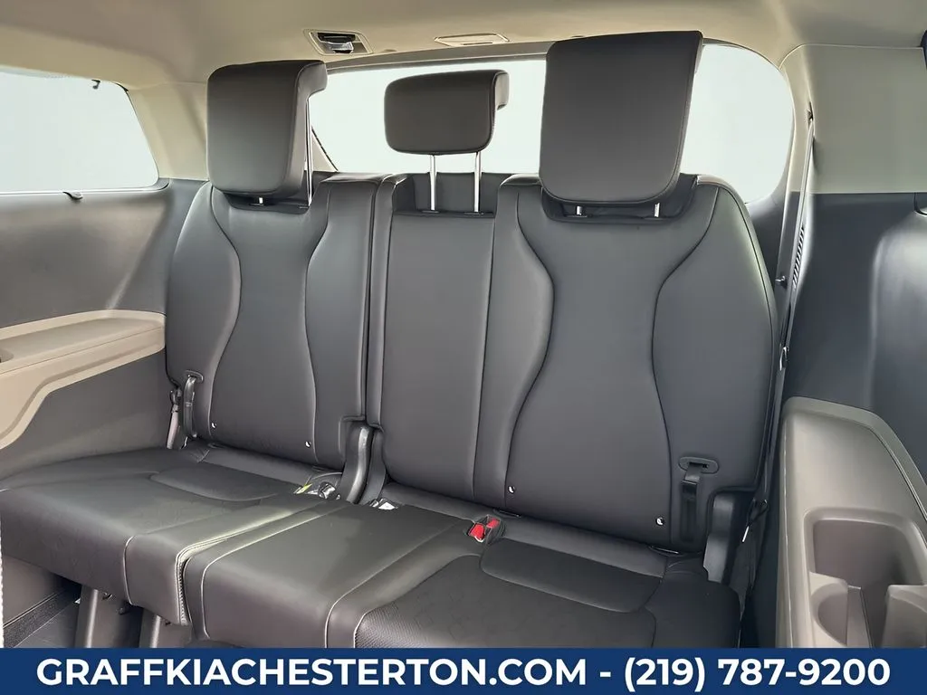 2026 Kia Carnival EX - Photo 24