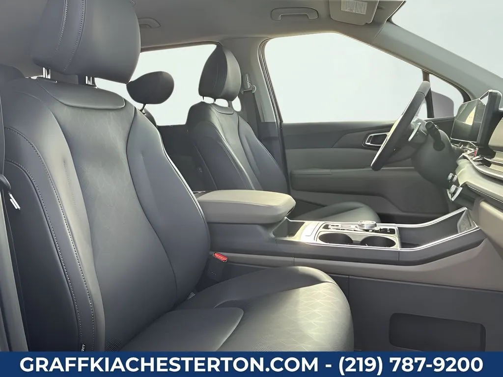 2026 Kia Carnival EX - Photo 25