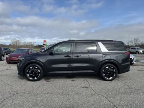 More photos of 2026 Kia Carnival EX at Graff Kia of Chesterton, IN