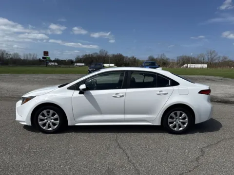 More photos of 2024 Toyota Corolla LE at Graff Kia of Chesterton, IN