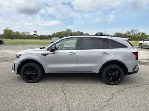 More photos of 2023 Kia Sorento SX at Graff Kia of Chesterton, IN