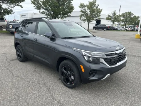 Photos of 2026 Kia Seltos EX for sale in Burns Harbor, IN at Graff Kia of Chesterton