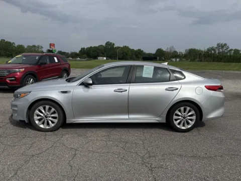 More photos of 2018 Kia Optima LX at Graff Kia of Chesterton, IN