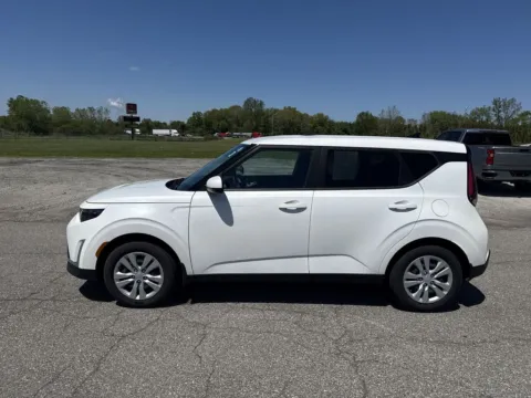 More photos of 2024 Kia Soul LX at Graff Kia of Chesterton, IN