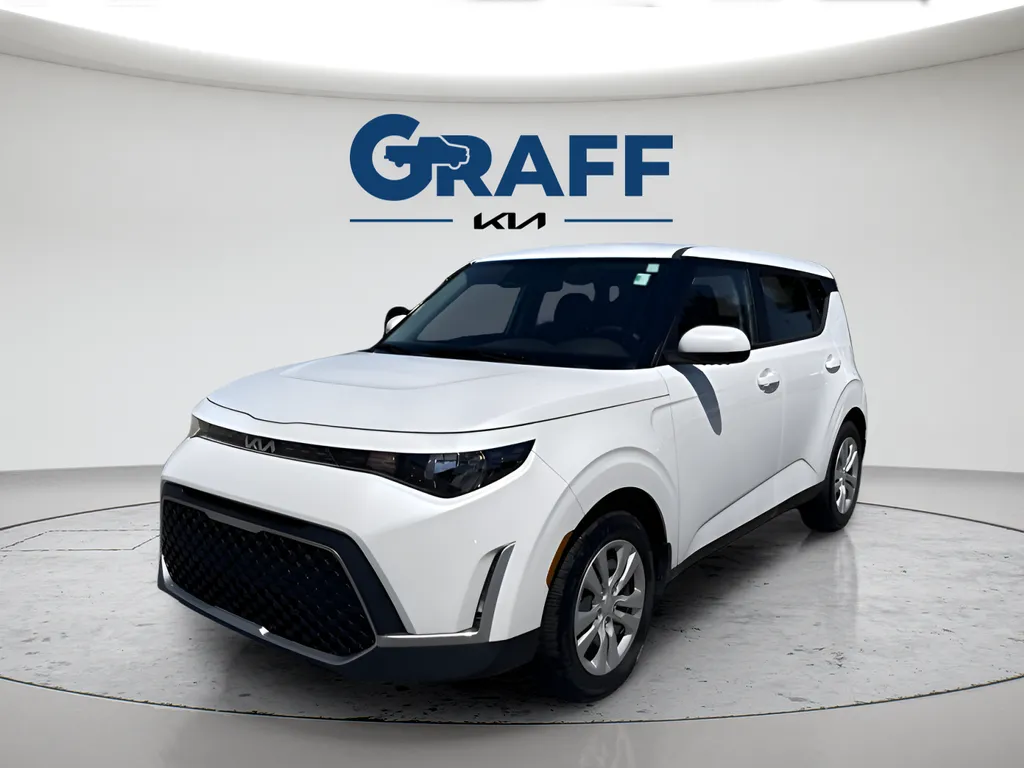 White 2024 Kia Soul LX for sale in Burns Harbor, IN